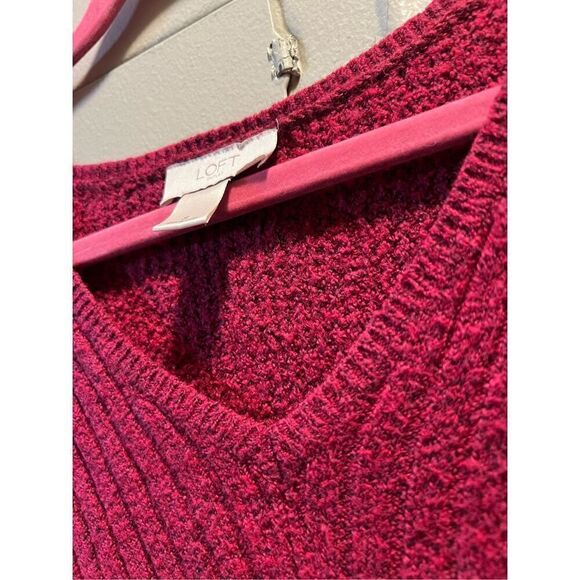 Loft V-Neck Pullover Sweater Woman’s Size Small - Picture 7 of 13